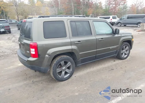 2015 Jeep Patriot High Altitude Edition z USA, uszkodzony, nr VIN 1C4NJRFB2FD189297